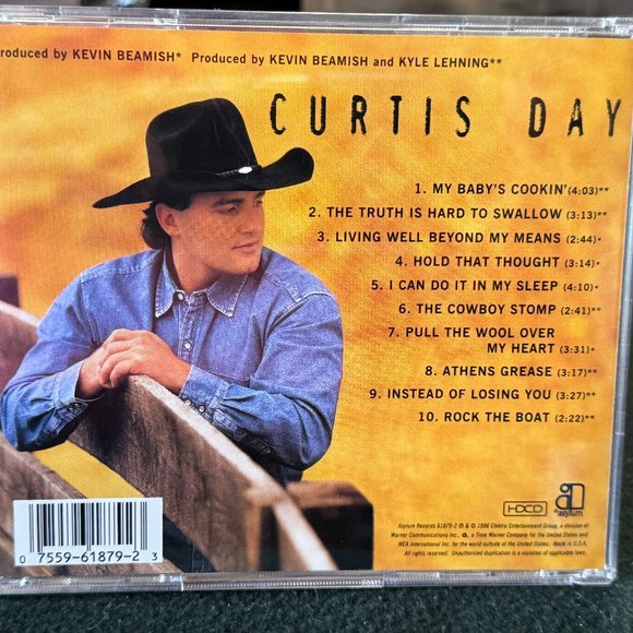 CURTIS DAY "SELF TITLED DEBUT" COMPACT DISC * GREAT CONDITION * SLIGHTLY USED - Picture 4 of 5